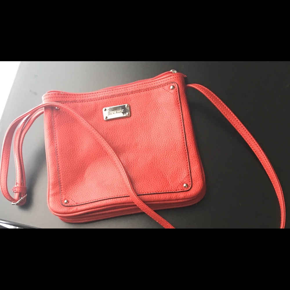 Purses - Picture 4 of 6